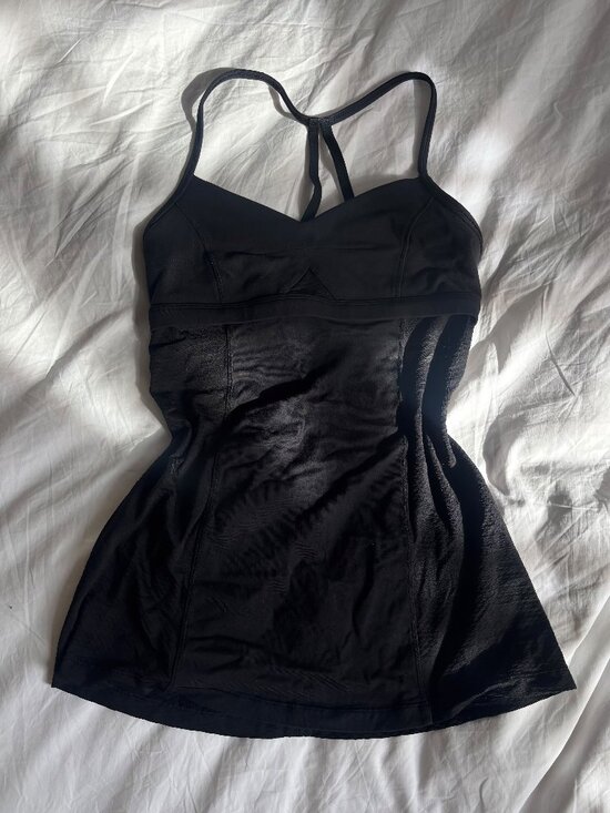 lululemon athletica Tops - Lululemon Top